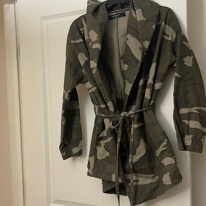 Camouflage hoodie draw string jacket